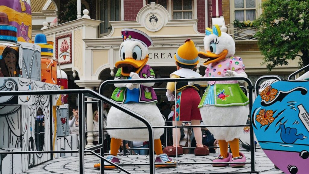 Veja como realizar o sonho de visitar a Disney Paris sem gastar uma fortuna com dicas de planejamento e economia